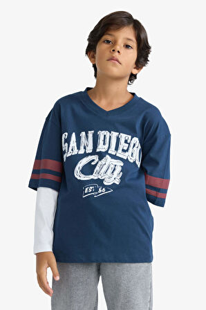 Erkek Çocuk Oversize Geniş Kalıp V Yaka Baskılı Uzun Kollu Tişört