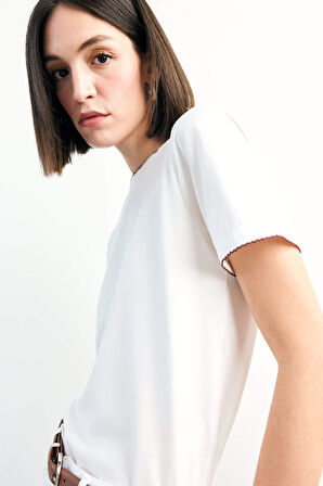 Bisiklet Yaka Kısa Kollu Tişört