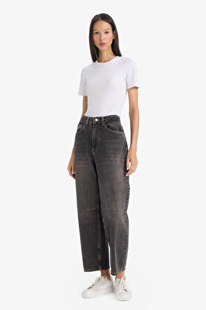 Barrel Fit Yüksek Bel Bilek Boy Jean Yıkamalı Pantolon