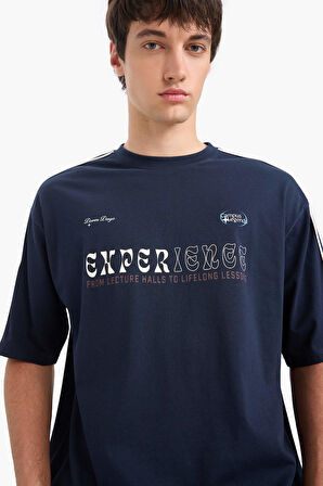 DeFacto %100 Pamuk Loose Fit Bisiklet Yaka Sırt Baskılı Kısa Kollu Tişört E9527AX25AUNV64