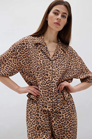 Loose Fit Leopar Desenli Modal Kısa Kollu Gömlek