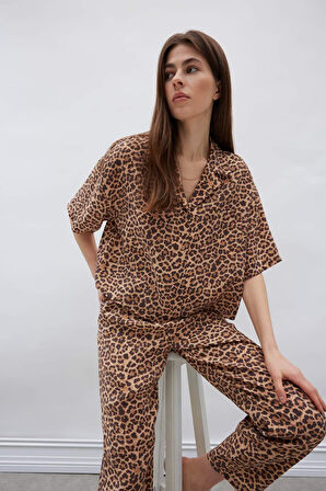 Loose Fit Leopar Desenli Modal Kısa Kollu Gömlek