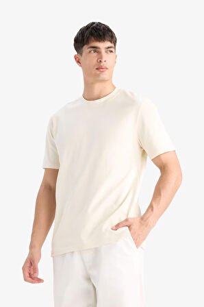 DeFacto %100 Pamuk Regular Fit Bisiklet Yaka Basic Düz Kısa Kollu Tişört E7961AX25AUER140
