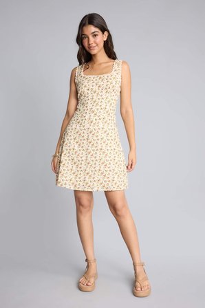 DeFacto %100 Pamuk Bodycon Vücudu Saran Kare Yaka Çiçekli Askılı Mını Ekru Elbise H0989AX26SMER105