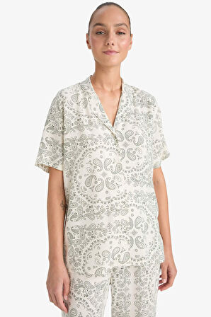 Pijama Takımı Regular Fit Viskon Desenli Kısa Kollu Üst Uzun Alt-Fall in Love 