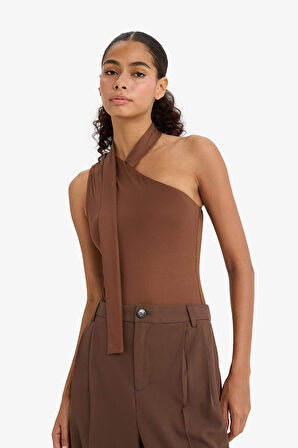 Tek Omuzlu Bağlama Detaylı Çıtçıtlı Body