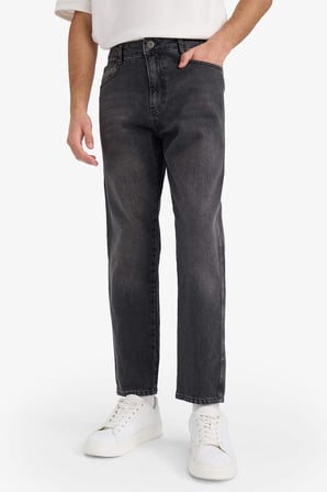 DeFacto 90's Slim Fıt Dar Paça Jean Pantolon E8499AX26SPNM36