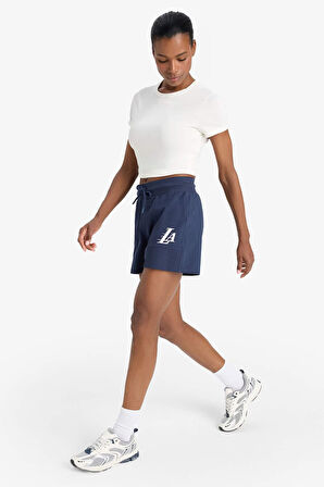 DeFactoFit NBA Los Angeles Lakers Standart Fit Sporcu Kısa Paça Şort E3626AX25SMNV94