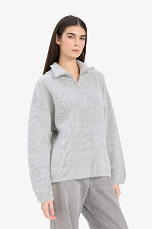 Relax Fit Yarım Fermuarlı Triko Kazak