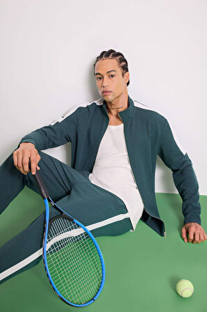 DeFactoFit Standart Fit Dik Yaka Fermuarlı Hırka