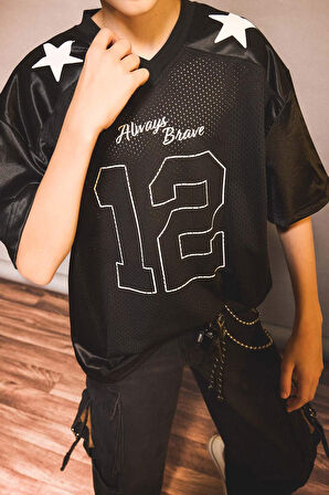 Erkek Çocuk Oversize Geniş Kalıp V Yaka Baskılı Tül Kısa Kollu Tişört