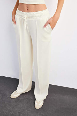 Relax Fit Normal Bel Düz Paça Modal Pantolon