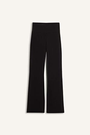 Yumuşak Dokunuşlu İspanyol Paça Pantolon-Fall in Love Loungewear