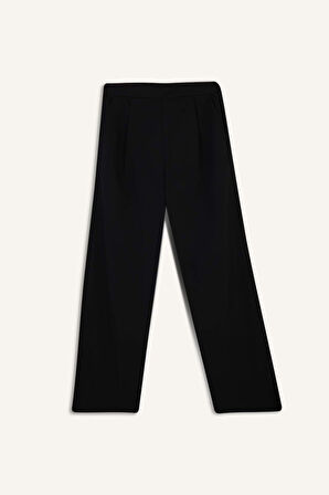 Regular Fit Cep Detaylı Geniş Paça Pantolon