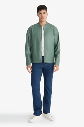 DeFacto Su İtici Slim Fit Dik Yaka Fermuarlı Suni Deri Ceket Mont D8525AX26SPKH458