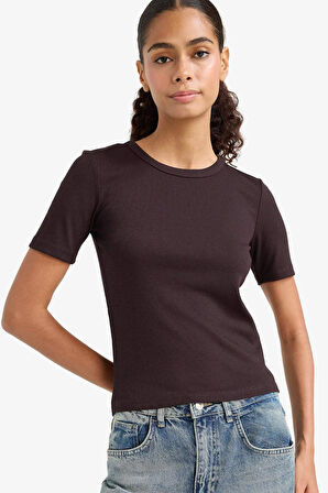 Slim Fit Dar Kesim Bisiklet Yaka Basic Düz Fitilli Kaşkorse Kısa Kollu Tişört