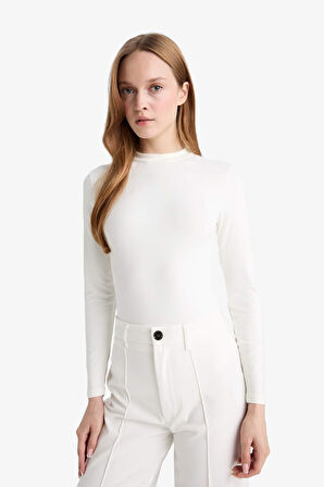 Slim Fit Dar Kesim Yarım Balıkçı Yaka Uzun Kollu Tunik