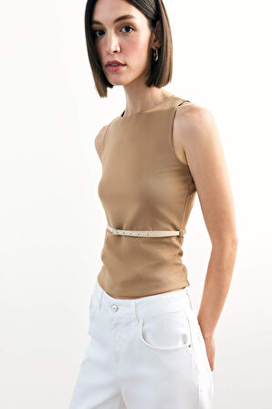 Fitted Bisiklet Yaka Kemerli Kolsuz Bluz