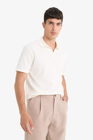 DeFacto Regular Fit Polo Yaka Waffle Dokulu Kumaş Kısa Kollu Tişört F0315AX25AUER140