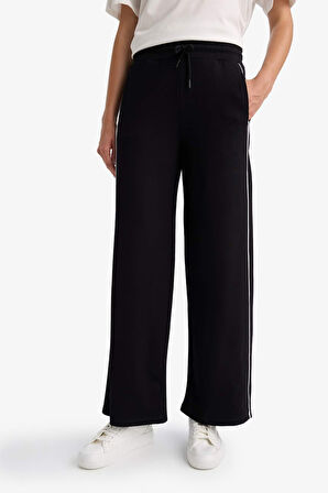 Straight Fit Cepli Düz Paça Eşofman Altı