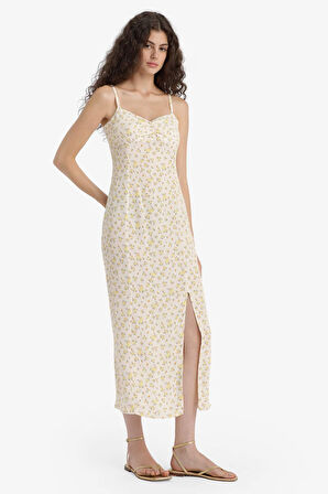 Bodycon Vücudu Saran Kalp Yaka Floral Maroken Askılı Midi Elbise