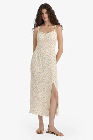 Bodycon Vücudu Saran Kalp Yaka Floral Maroken Askılı Midi Elbise