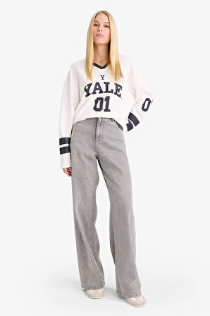 Coool Yale University Regular Fit V Yaka Uzun Kollu Tişört