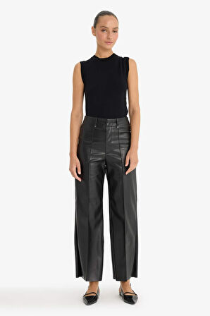 Fitted Bisiklet Yaka Atlet