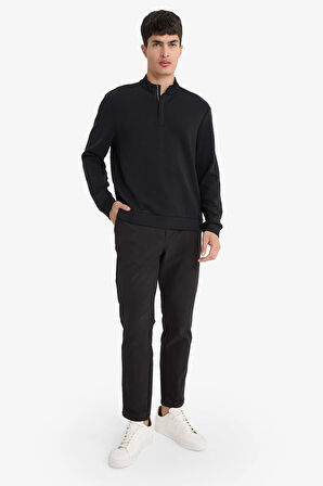 Regular Fit Dik Yaka Yarım Fermuarlı Sweatshirt