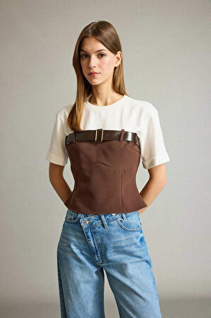 Bisiklet Yaka Kemer Detaylı Kısa Kollu Bluz