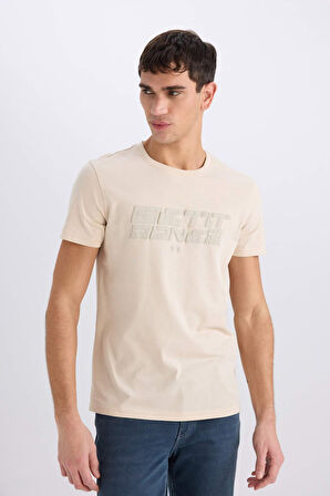 DeFacto %100 Pamuk Slim Fit Dar Kesim Bisiklet Yaka Baskılı Kısa Kollu Tişört E0577AX25SMBG155