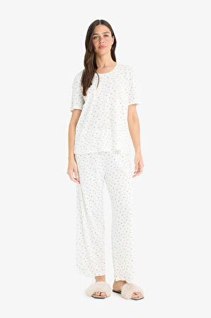 DeFacto Regular Fit Pijama Takım Kısa Kollu Pijama Üstü Esnek Belli Uzun Pijama Altı-Fall in Love F4162AX25SMER98