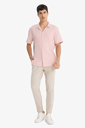 	Modern Fit Polo Yaka Dokulu Penye Kısa Kollu Gömlek