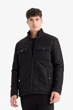 Slim Fit Dar Kesim Dik Yaka Astarlı Fermuarlı Cepli Kışlık Şişme Penye Mont