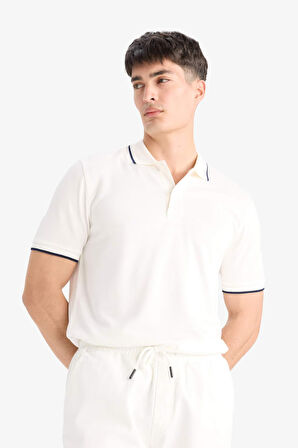 Regular Fit Polo Yaka Kısa Kollu Dokulu Pike Polo Tişört