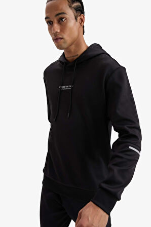 DeFactoFit Standart Fit Kapüşonlu Sporcu Sweatshirt