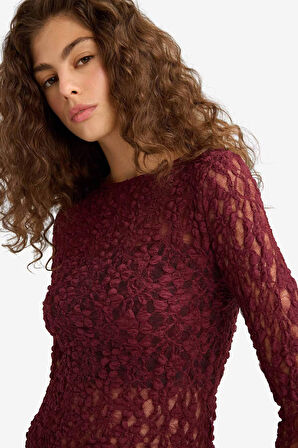 Asimetrik Kayık Yaka Dantel Uzun Kollu Bluz