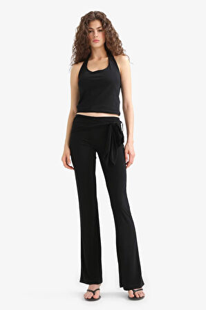 Flare Fit Normal Bel Bağlamalı Standart Boy Pantolon