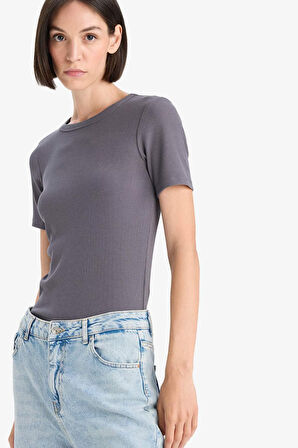 Slim Fit Dar Kesim Bisiklet Yaka Basic Düz Fitilli Kaşkorse Kısa Kollu Tişört