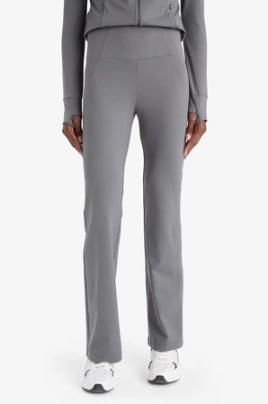 DeFacto Aırtech Flare Fit İspanyol Paça Soft Touch Premium Sporcu Pantolon E9679AX25AUAR129