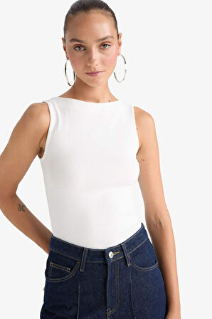 Slim Fit Dar Kesim Kayık Yaka Ribana Atlet