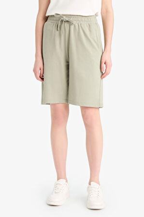Regular Fit Normal Bel Düz Paça Bermuda Şort