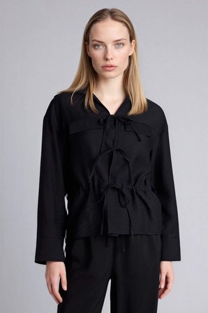 DeFacto Regular Fıt Uzun Kollu Gömlek G8263AX26SPBK81