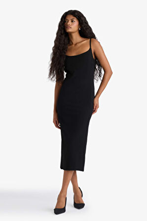 Bodycon Vücudu Saran İnce Askılı Midi Elbise 