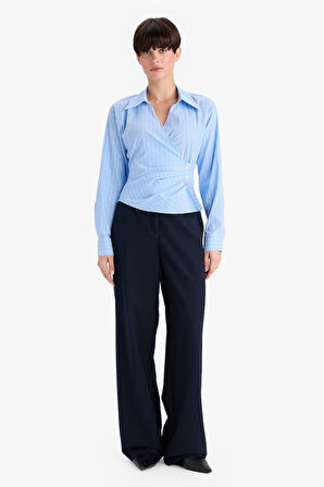 Regular Fit V Yaka Çizgili Bengalin Uzun Kollu Gömlek