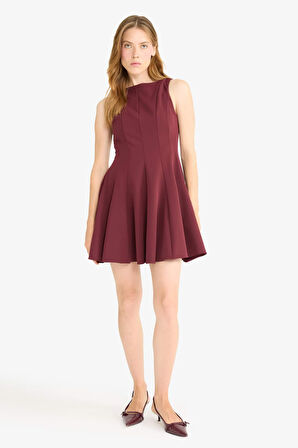 Kayık Yaka Kolsuz Mini Elbise