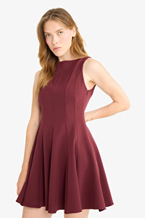 Kayık Yaka Kolsuz Mini Elbise