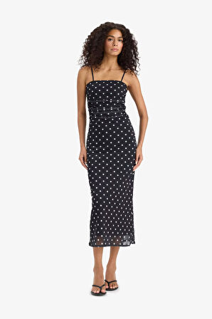 Bodycon Vücudu Saran Kare Yaka Puantiye Tül Askılı Midi Elbise