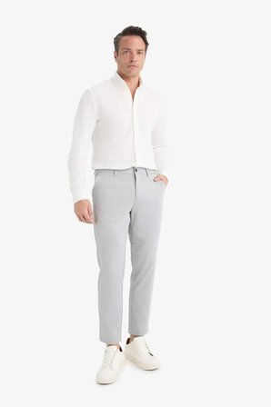DeFacto Jogger Düz Paça Her Yöne Esneyen Kumaş Pantolon T6317AZ25AUGR377