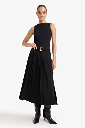 Slim Fit Dar Kesim Kayık Yaka Ribana Atlet